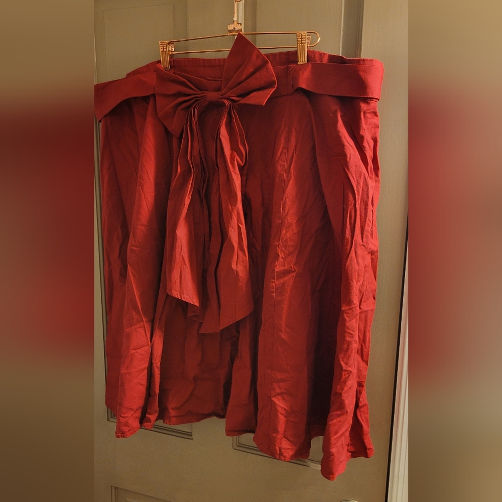 * Chic Star size 28w red skater skirt with bow belt